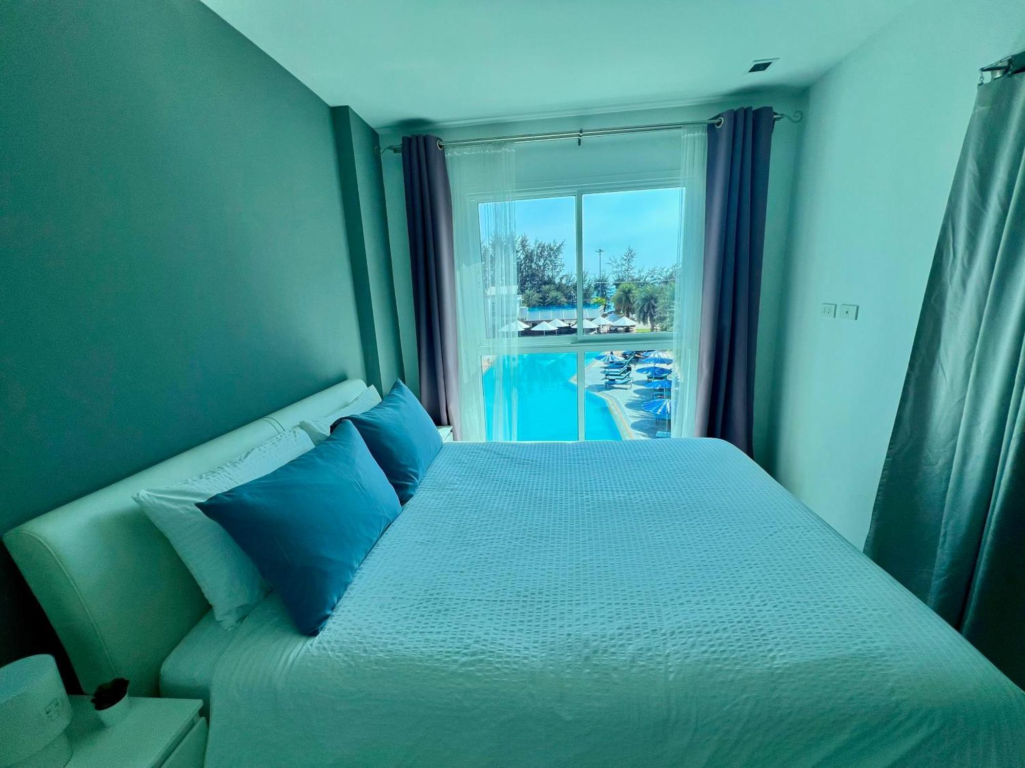 Grandblue Condominium 307 Pool-Seaview Maephim Rayong Mae Phim Exterior photo
